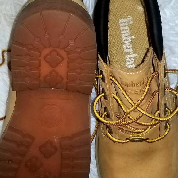 Timberland boots - size 5.5 M or size 6 - Picture 4 of 8